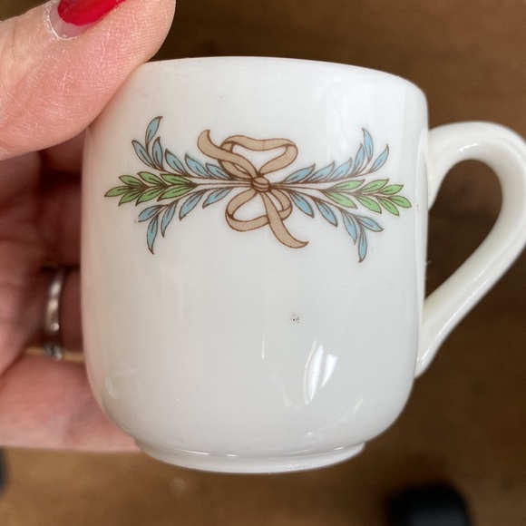 1946 Canadian Pacific Mintons Demi tasse cup & saucer - Picture 3 of 12